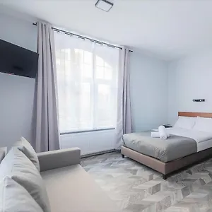  Apartament Zefiro Seredynskiego Polska